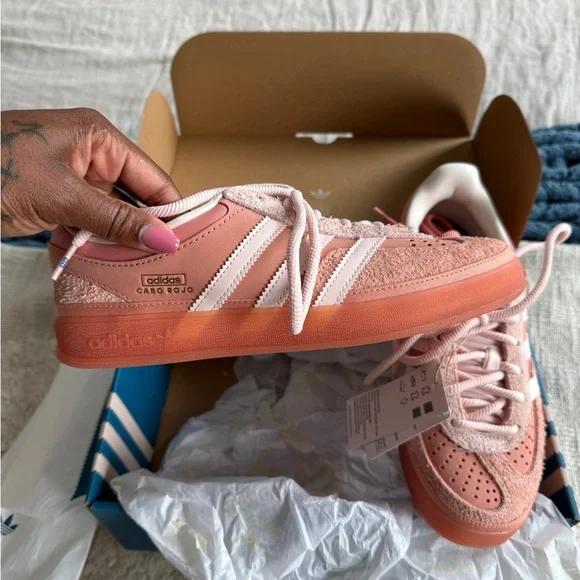 adidas gazelle silver green womens ADIDAS RETROPY F2 KIDS - PINK  bCODE